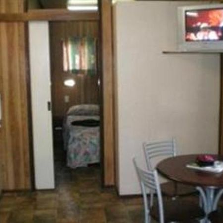 Whiterock Leisure Park Hotel Cairns Room photo